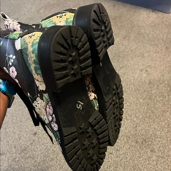 Steve Madden Multicolor Floral Ankle Boots - Picture 3 of 4